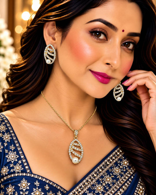 Elegant Classic Necklace and Earrings Set for Women