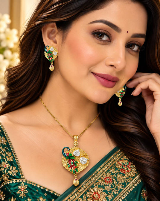 Heritage-Style Classic Necklace and Earrings Set for Women